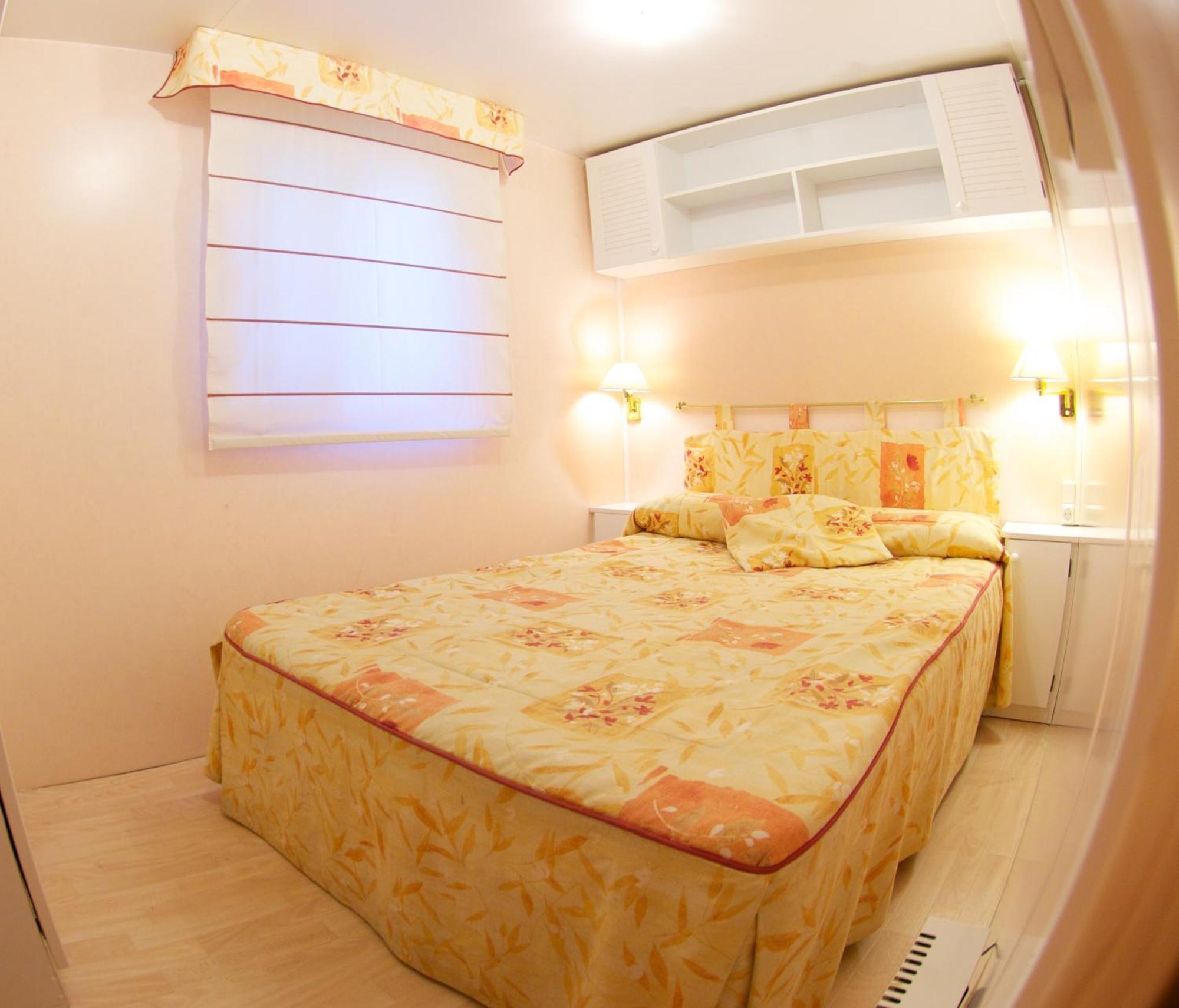 Camping Bungalows La Borda Del Pubill Рибера-де-Кардос Номер фото