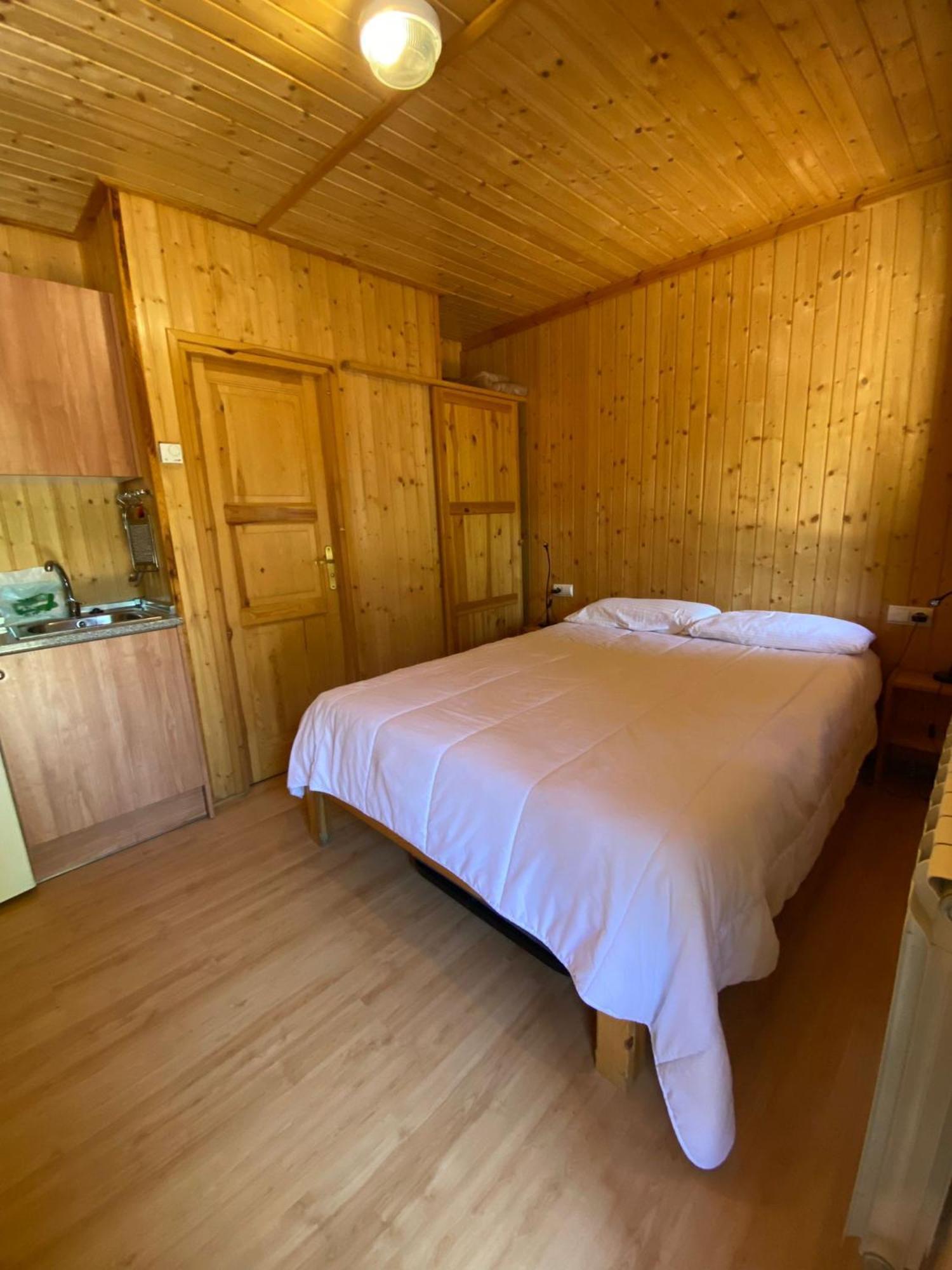 Camping Bungalows La Borda Del Pubill Рибера-де-Кардос Экстерьер фото
