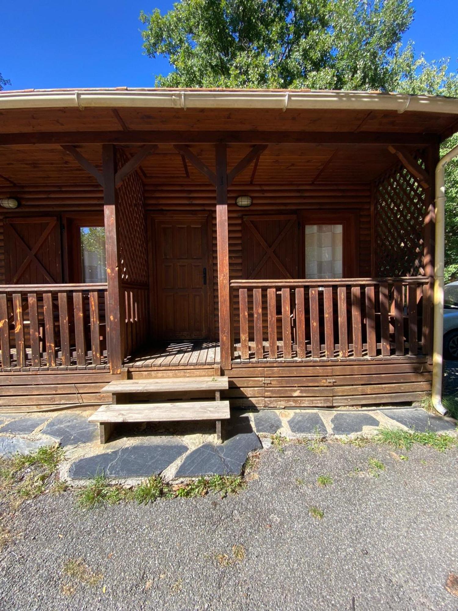 Camping Bungalows La Borda Del Pubill Рибера-де-Кардос Экстерьер фото